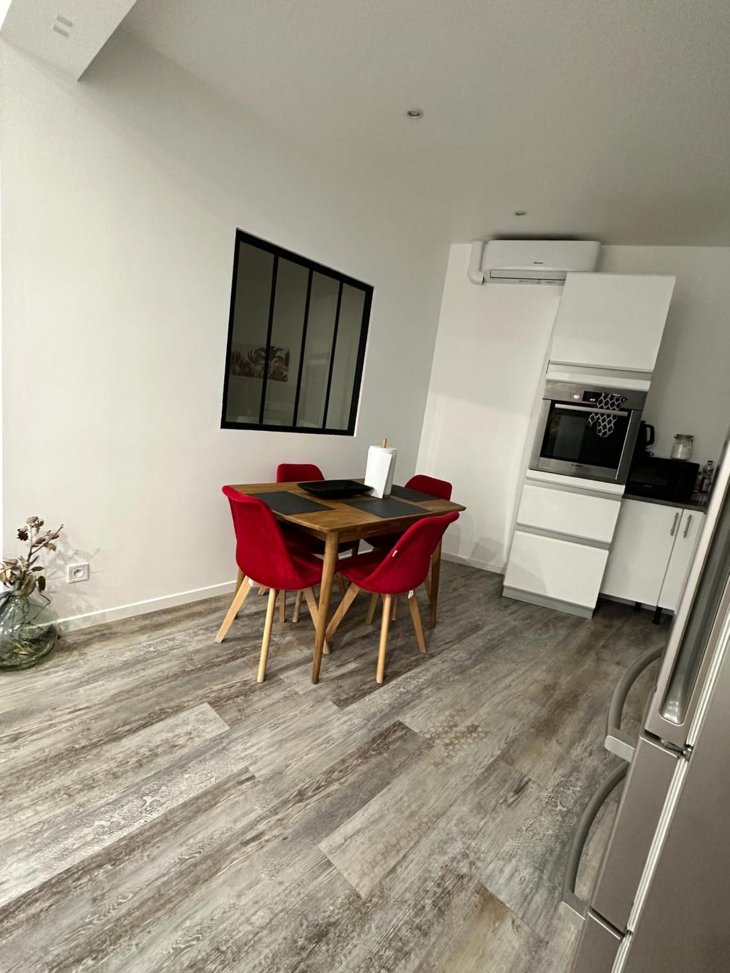 2 Pieces Apartment