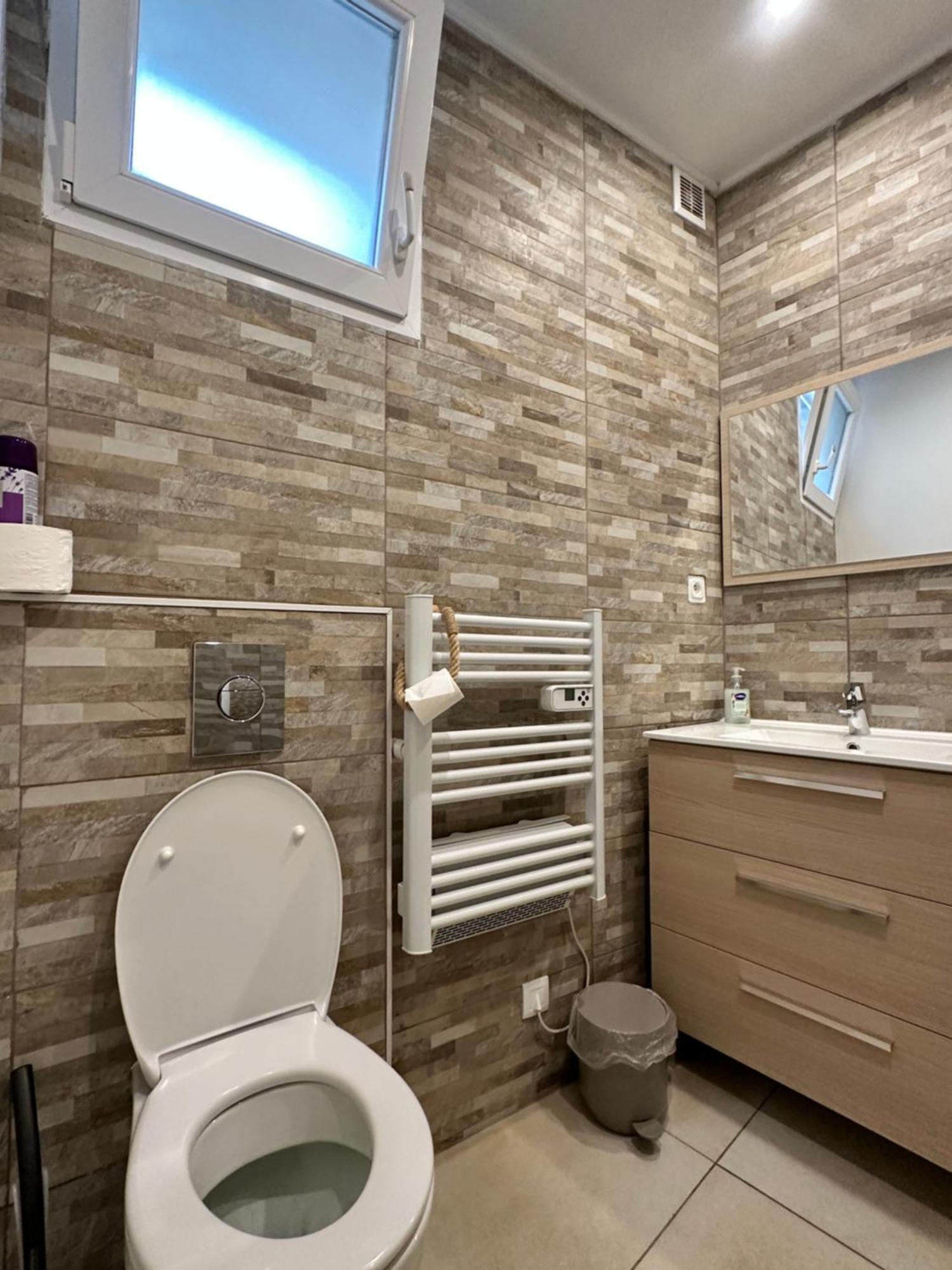 2 Pieces Apartment
